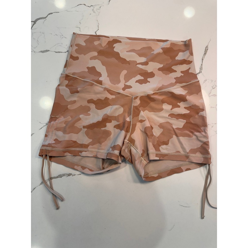 Offline by Aerie Real Me Crossover Camo Shortie High Rise Shorts Peach Tan Large